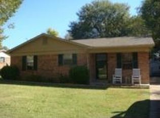 1118 Paula Dr, Newbern, TN 38059