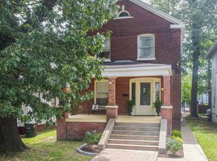1568 Jefferson St, Paducah, KY 42001