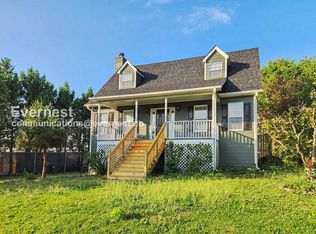 117 Thornwood Dr, Cartersville, GA 30121