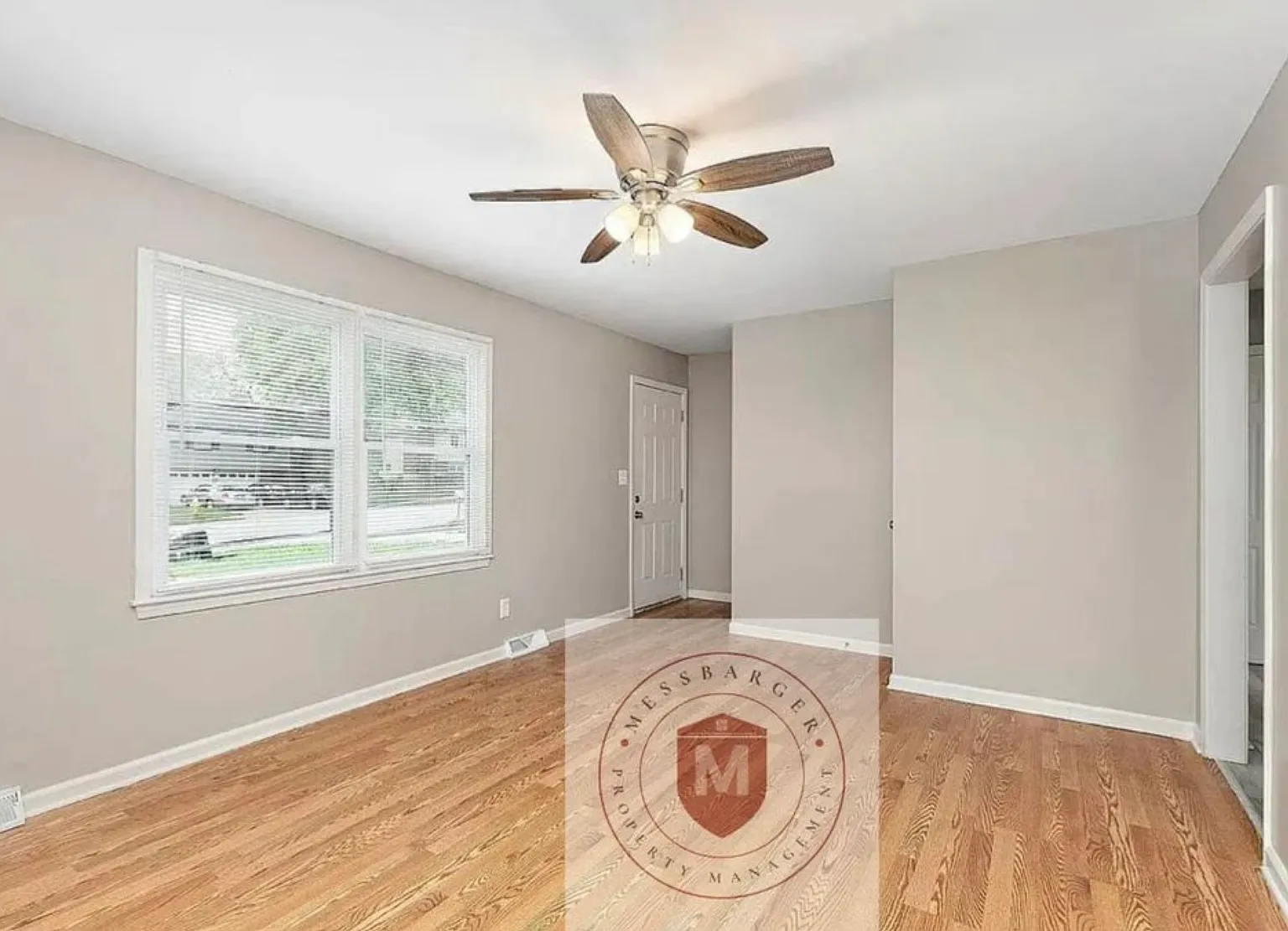 3 bed, 1.5 bath, $1,195 — Photo 2