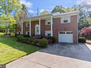 7407 Range Rd, Alexandria, VA 22306