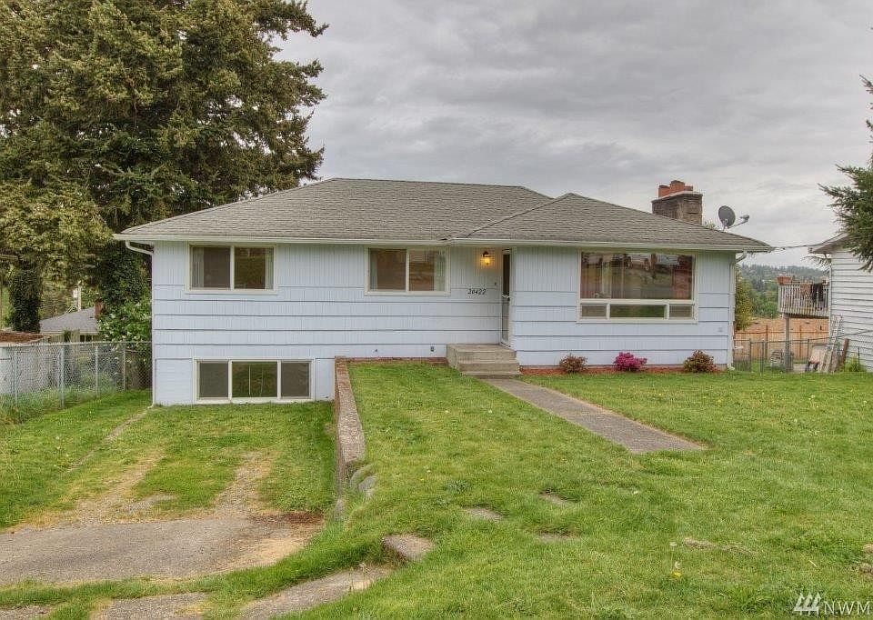 1st image of 20422 9th Ave S