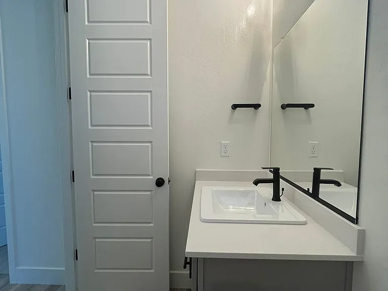 2312 N Kayenta St — Photo 7