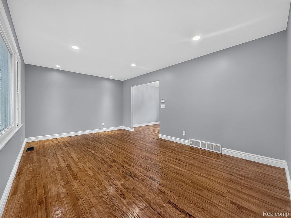 3103 Ferncliff Ave, photo 2