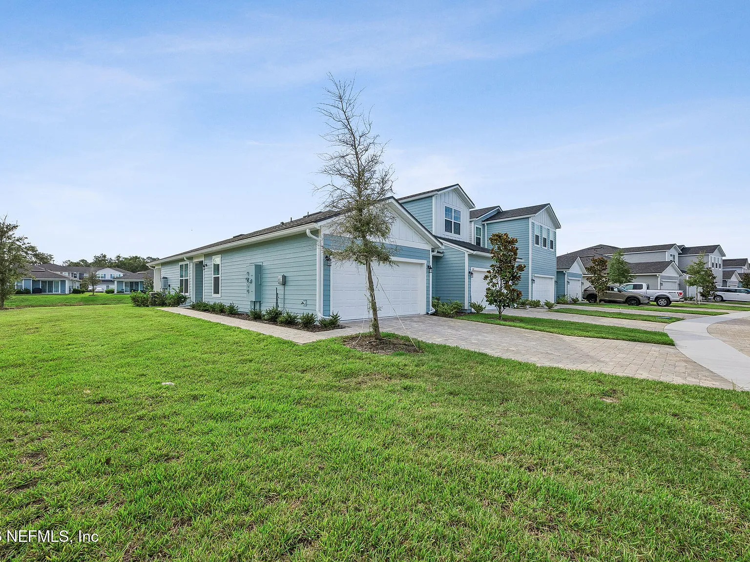3 bed, 2.0 bath, $2,350 — Photo 2