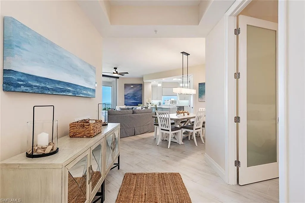 3 bed, 3.0 bath, 2035 sqft, $14,000 — Photo 2