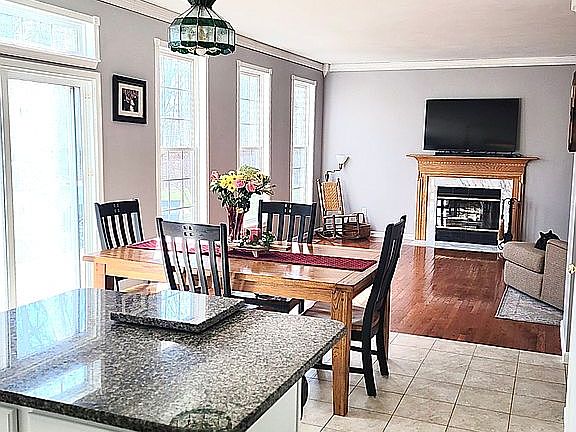 3rd image of 6210 Alletta Cir