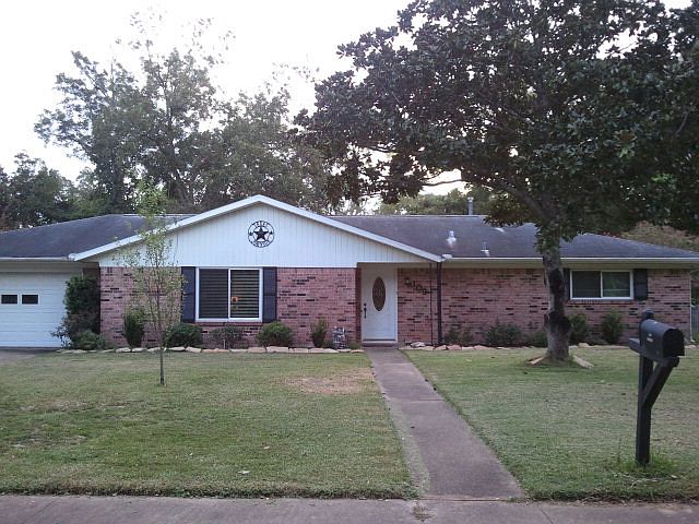 1st image of 109 Oyster Bend Ln