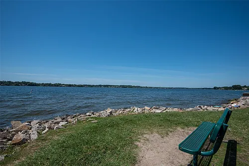 12810 Lake Shore Dr Photo 1