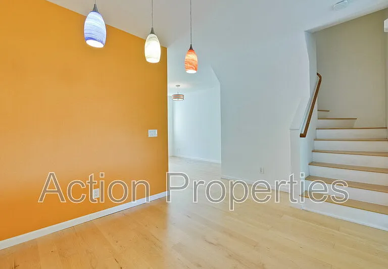 158 Holly Ct — Photo 13
