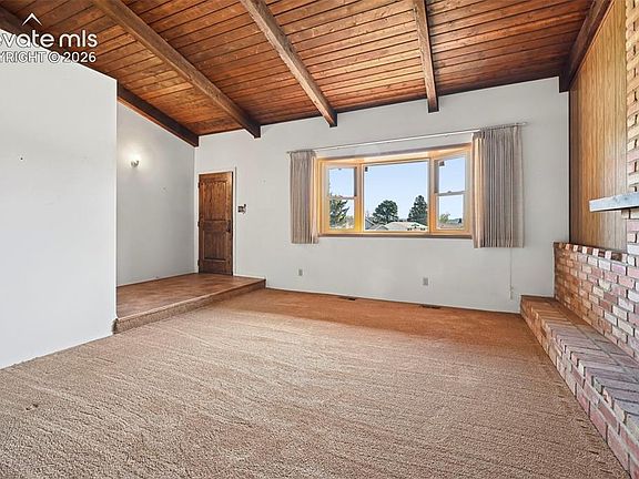 5th image of 4422 Edwinstowe Ave