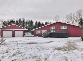 350 114th Ave NE, Minot, ND 58703