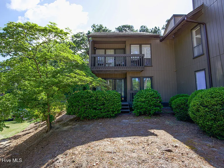 10 Pine Tree Rd #134 — Photo 35