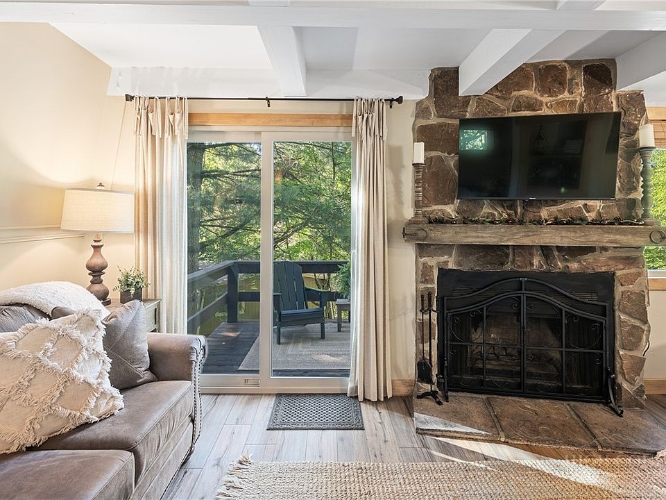 1st image of 40 Hemlock Hill #B