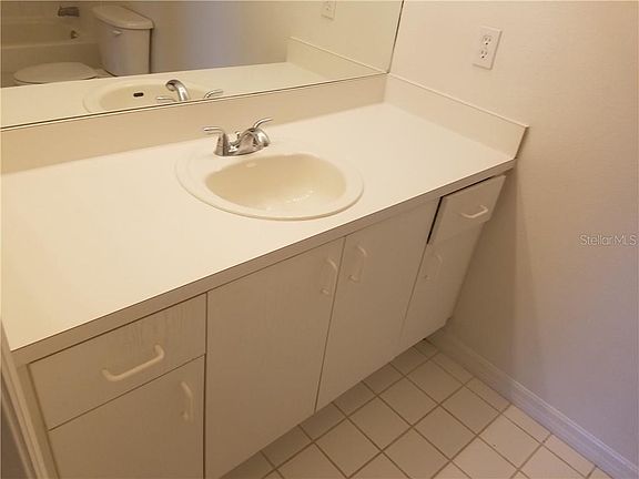 3rd image of 495 Las Cortes Ln APT 204