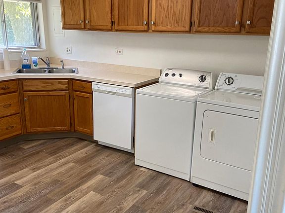 5th image of 1934 Mattis Dr