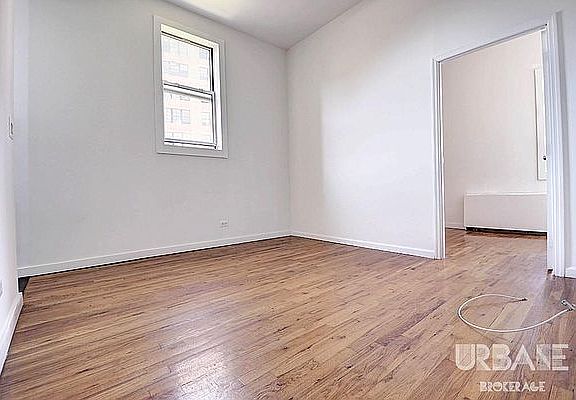 2nd image of 123 Bank St APT 480