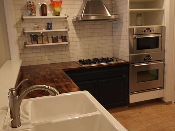 Gas Cooktop,oven, micro