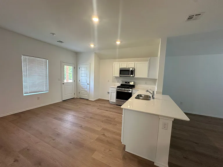 2022 Chandler Meadows Dr — Photo 16
