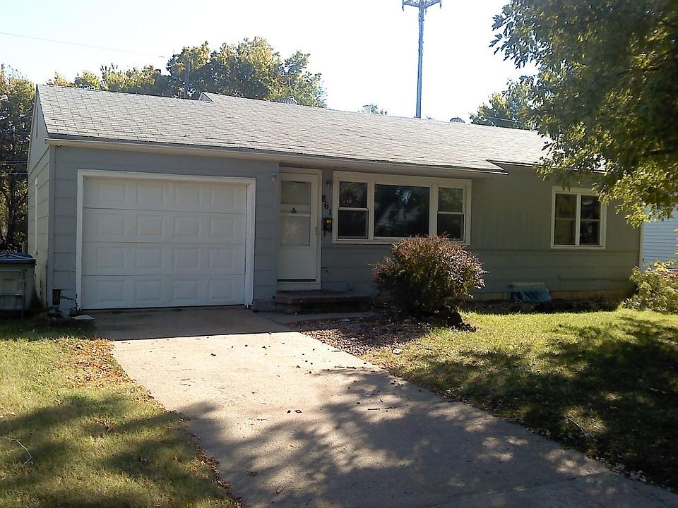 1st image of 861 Plaza Dr