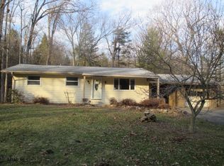 1138 Hoovers Ln, Tyrone, PA 16686