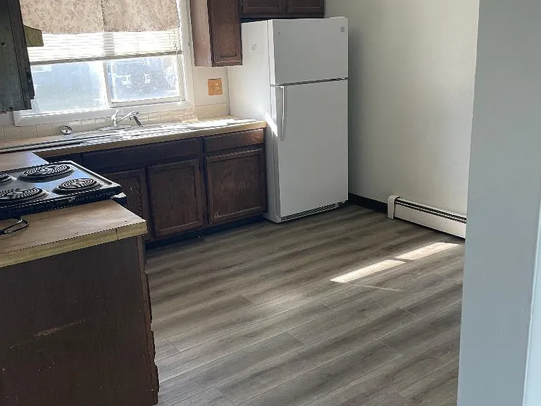 345 Anvil Dr — Photo 4