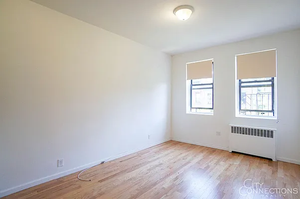 Rented by City Connections Realty | media 11