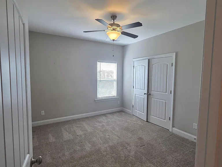 2105 Thornbury Cv — Photo 29