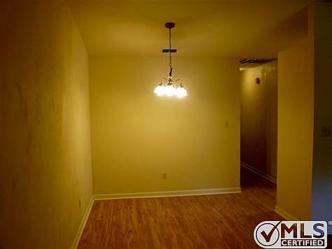 4th image of 227 Whetherbine Way W #B
