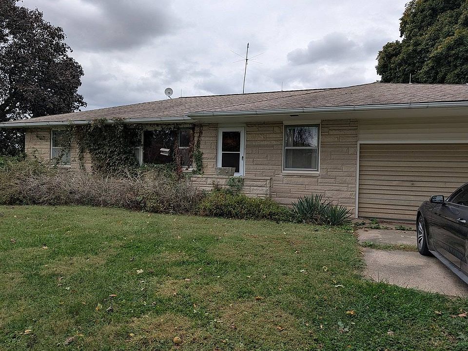 1st image of 5344 N 1825th St