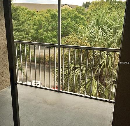 5th image of 8915 Latrec Ave #2303