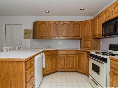 706 W 4075 S, Riverdale, UT, 84405