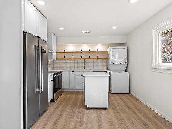 3rd image of 3187 Big Ridge Rd