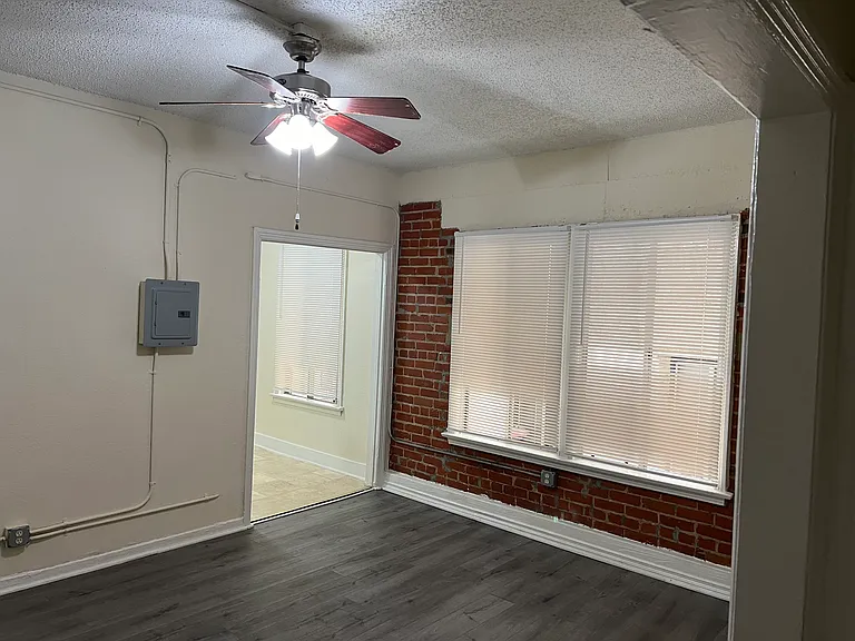 422 S Grand View St #A408 — Photo 14