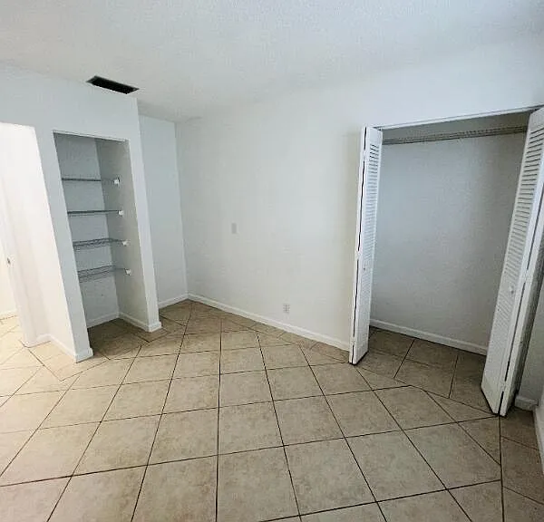 510 24th Ave N #401 — Photo 7