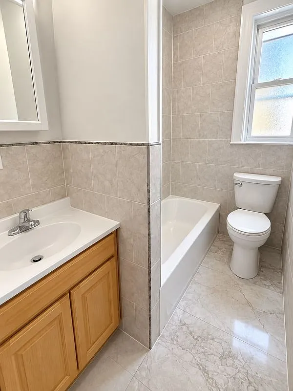 1 bed, 1.0 bath, 600 sqft, $2,000 — Photo 4