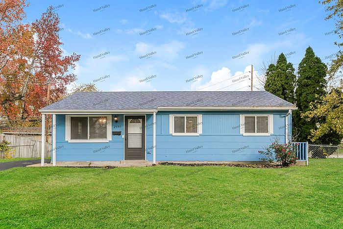 1st image of 2490 6th Ln