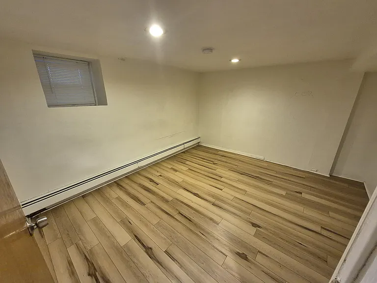 814 Pavonia Ave #1 — Photo 14