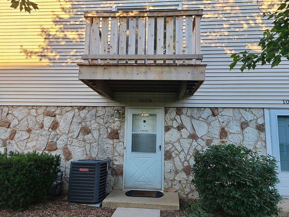 1st image of 1028 Newport Hbr #0