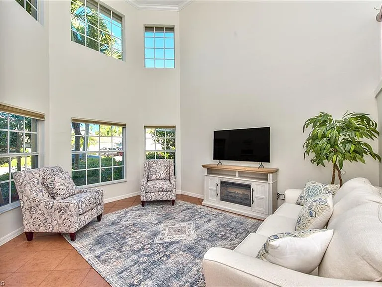 9051 Astonia Way — Photo 5