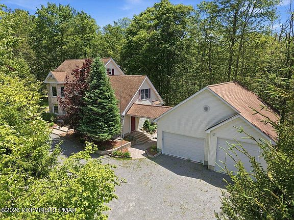 2nd image of 322 Scenic Dr