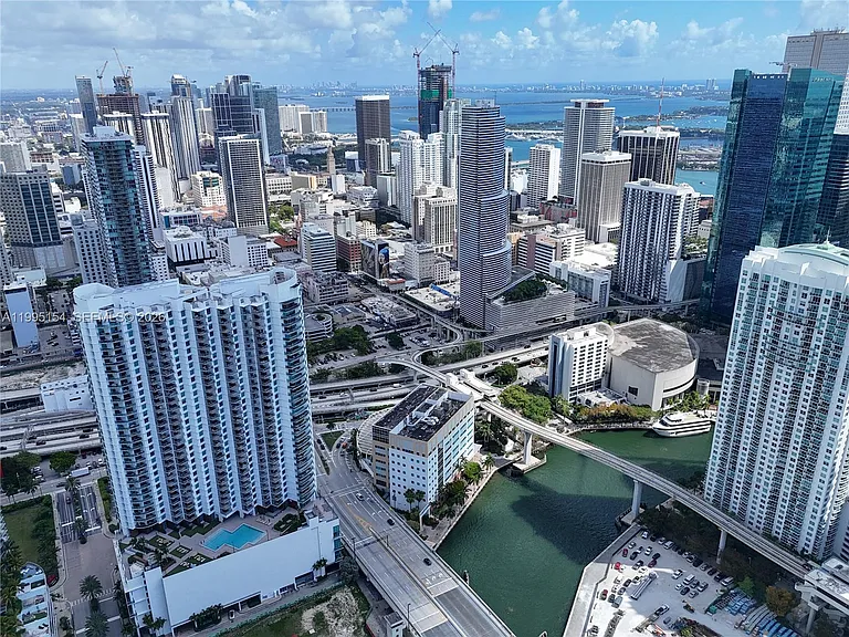 350 S Miami Ave #4110 — Photo 40