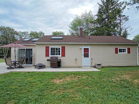 2nd image of 3701 Manchester Dr