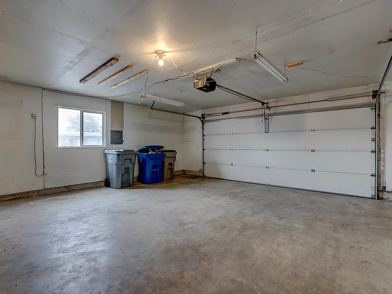 8290 W Amherst Dr — Photo 12