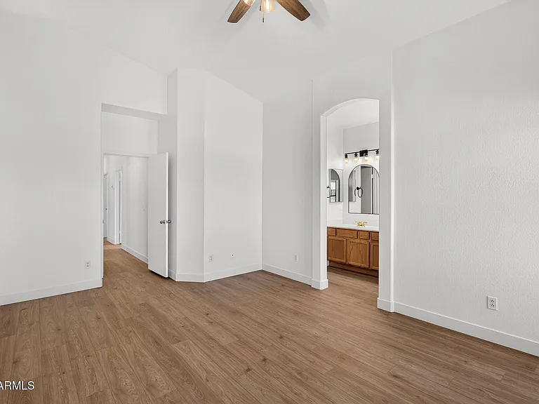20415 N 37th Ave — Photo 24