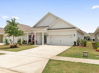 434 Lightning Bug Ln, Freeport, FL 32439