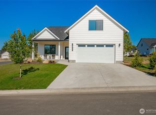 2937 Hazelwood Dr, Blaine, WA