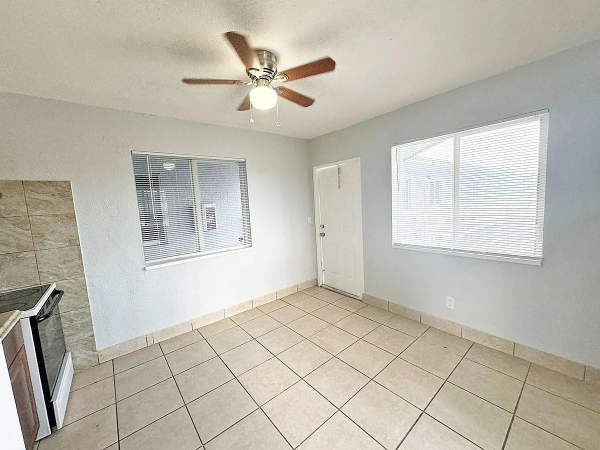 2 bed, 1.0 bath, 5025 sqft, $1,399 — Photo 1