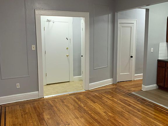 3rd image of 225 N Oraton Pkwy #206
