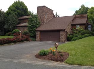 3436 Carnoustie Dr, Chambersburg, PA